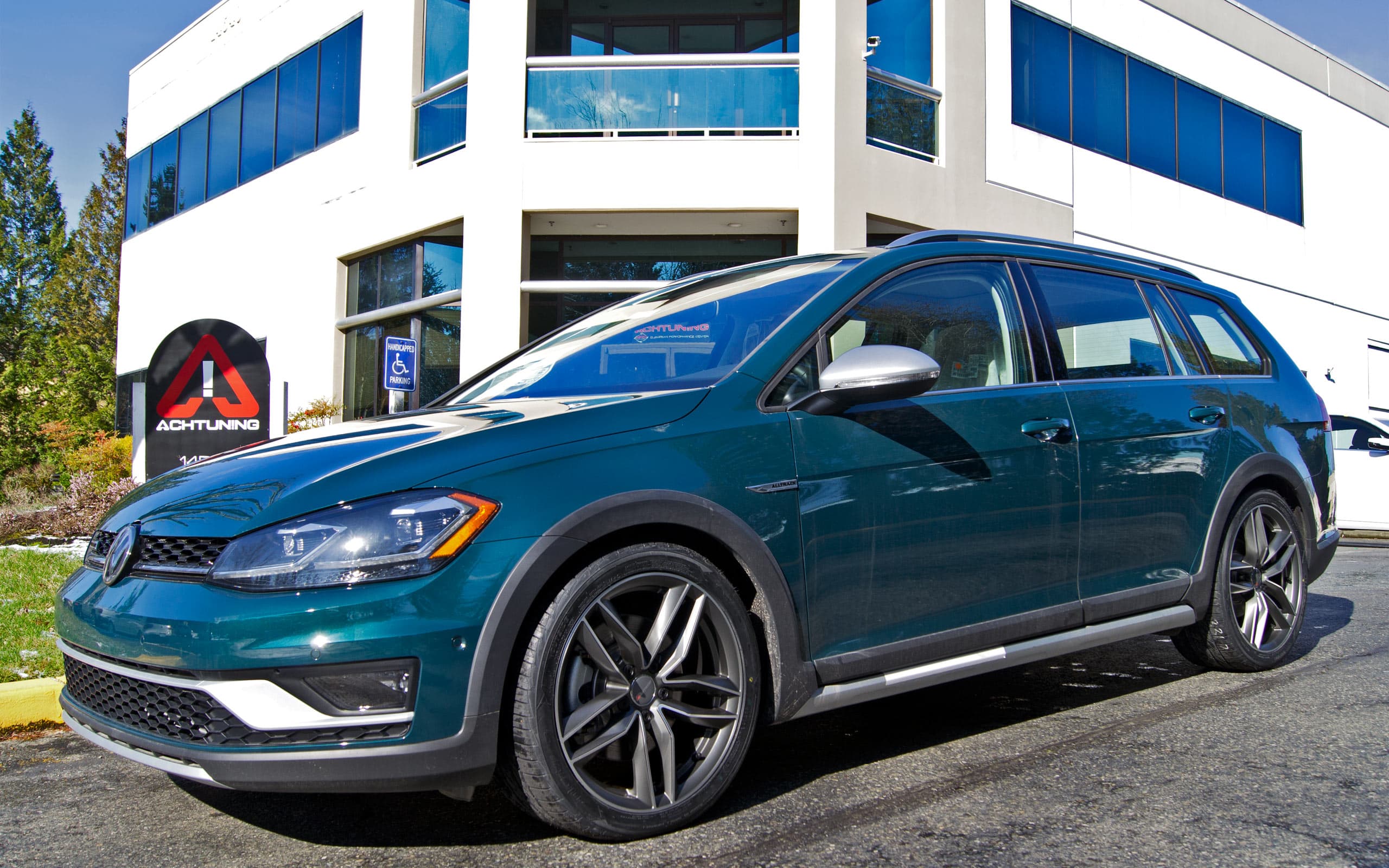 volkswagen alltrack hartmann wheels hrs6 091 mam 18 2560x1600